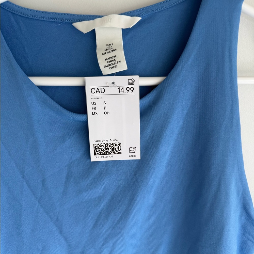 H&M Blue Crop Top - Picture 3 of 3